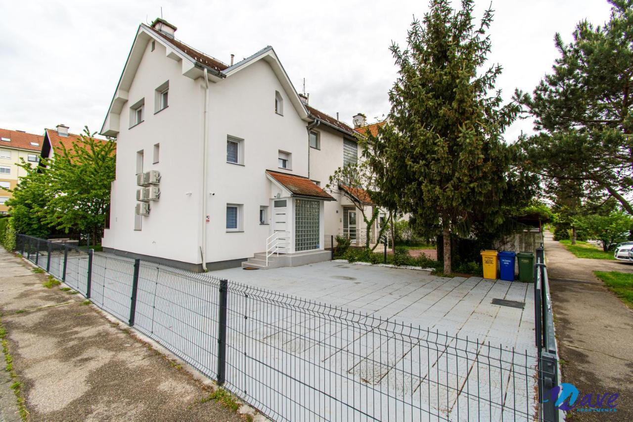 Modern Apartments Wave Near The Airport Velika Gorica Ngoại thất bức ảnh