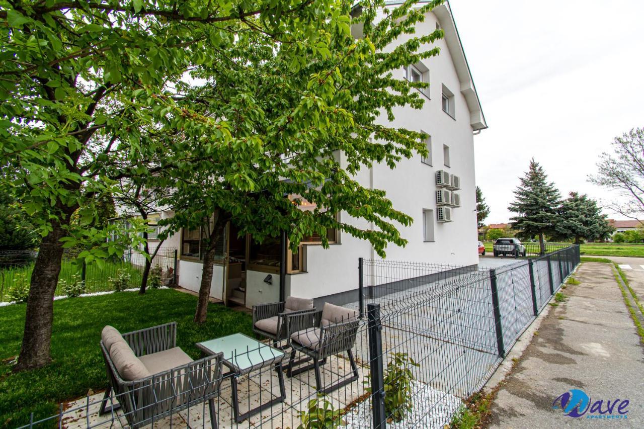 Modern Apartments Wave Near The Airport Velika Gorica Ngoại thất bức ảnh